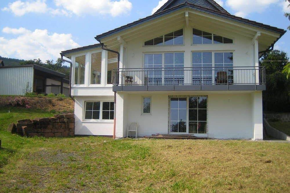 Ganze Wohnung, Fewo Wiesengrund  - Natur pur - Am Ausläufer des Rothaargebirges gelegen! in Battenberg, Waldecker Land