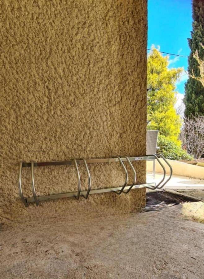 Gîte pour 4 personnes, avec piscine ainsi que vue et terrasse, animaux acceptés à Saint-Fortunat-sur-Eyrieux - 4