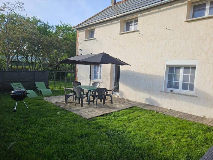 Location de vacances pour 6 personnes, avec jacuzzi et jardin à Cernoy-en-Berry - 4