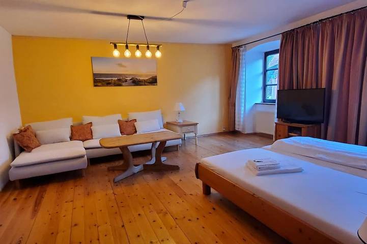Ferienwohnung für 5 Personen, mit Garten - 1