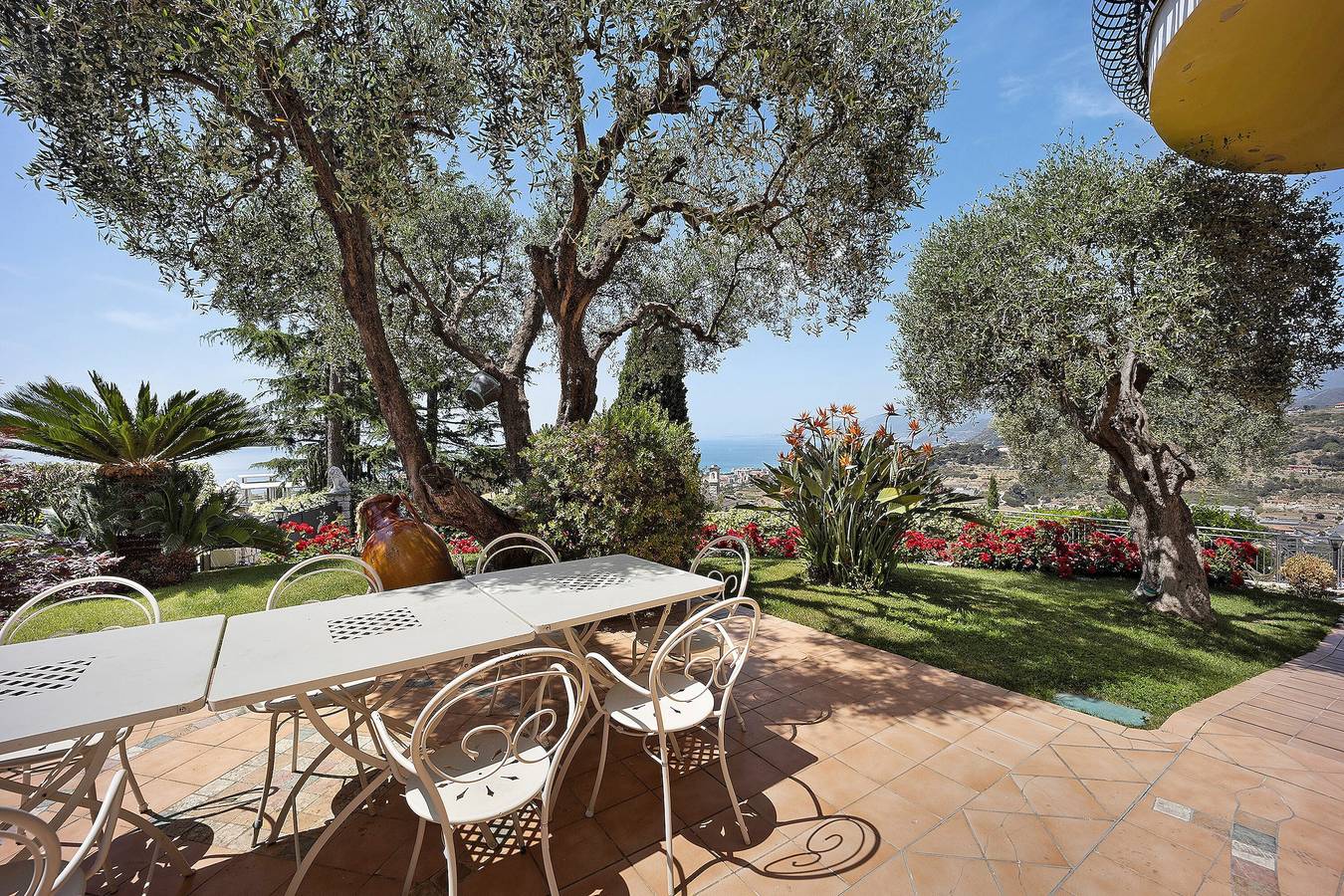 Casa de vacaciones 'Villa Gaia' con vistas al mar, piscina compartida y Wi-Fi in Bordighera, Riviera di Ponente