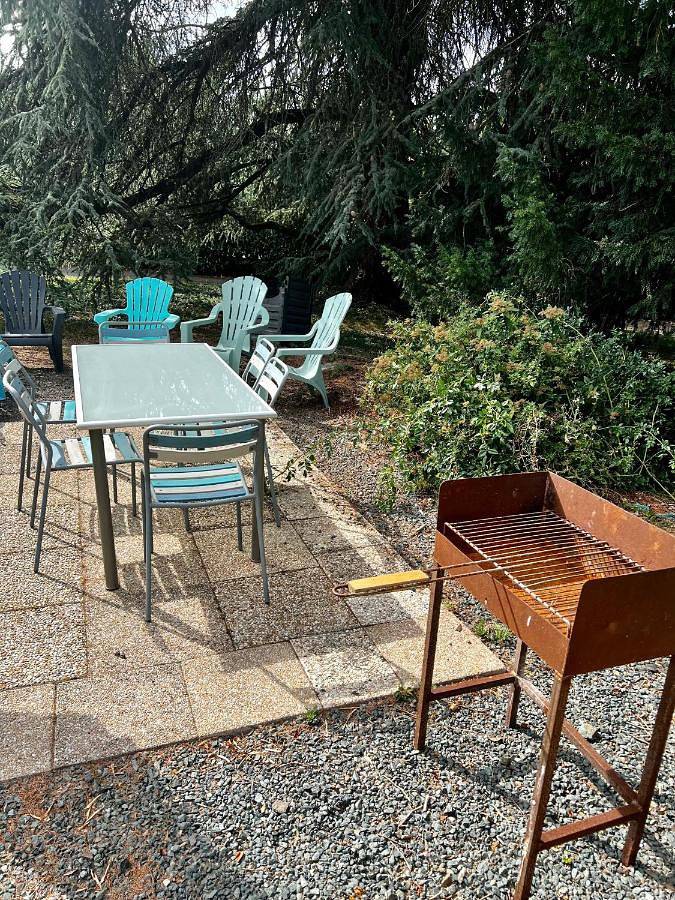 Location de vacances pour 6 personnes, avec jardin et piscine à Chantonnay - 2