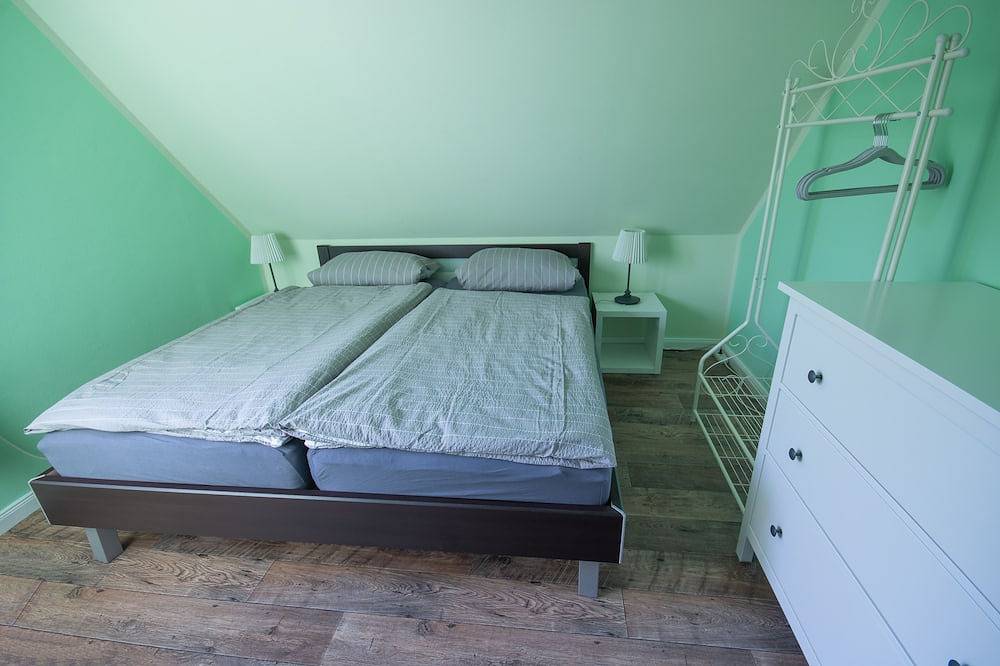 Lovingly furnished, cozy cottage in country style. in Oybin, Zittauer Gebirge