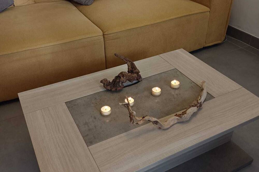 Ganze Wohnung, Luxury apartment 100m2, sleeps 5, 4 km from Lake Annecy. in Meythet, Annecy (Gemeinde)