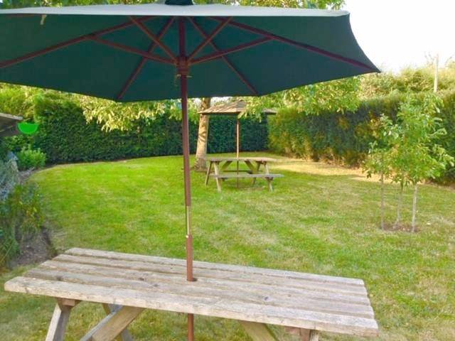 Three-Bedroom House in Barenton, Parc naturel régional Normandie-Maine
