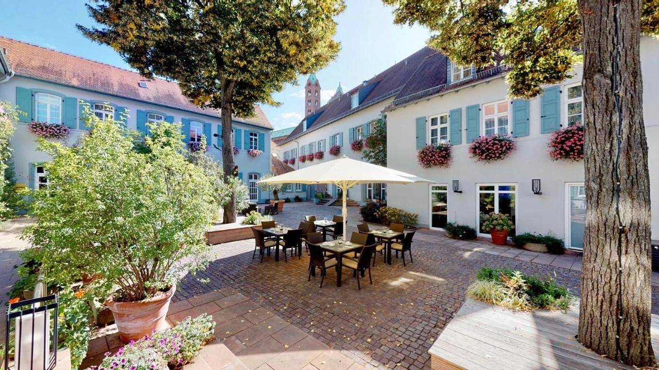Hotel Domhof in Speyer, Rheinebene