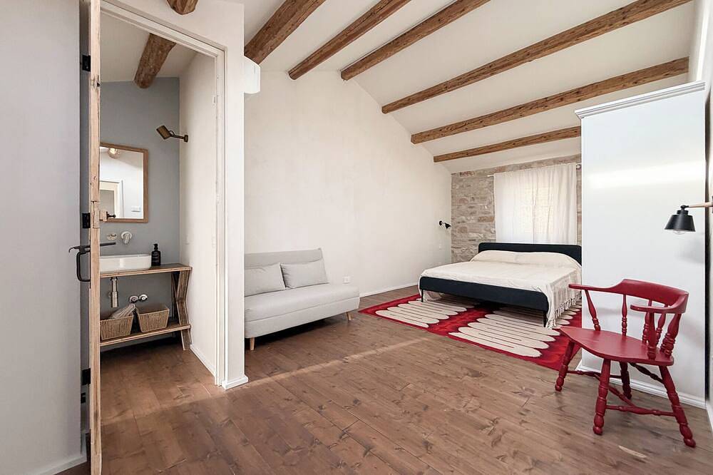 Ancona Design Apartment in Conero Park near Portonovo in Ancona, Riviera del Conero