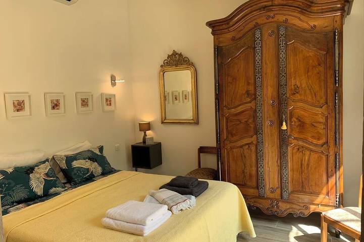 Gîte pour 3 personnes, avec Jacuzzi ainsi que Terrasse et Jardin à Ventabren - 2