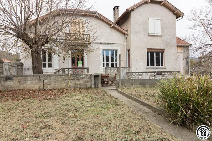 Gîte pour 6 personnes, avec jardin, animaux acceptés
