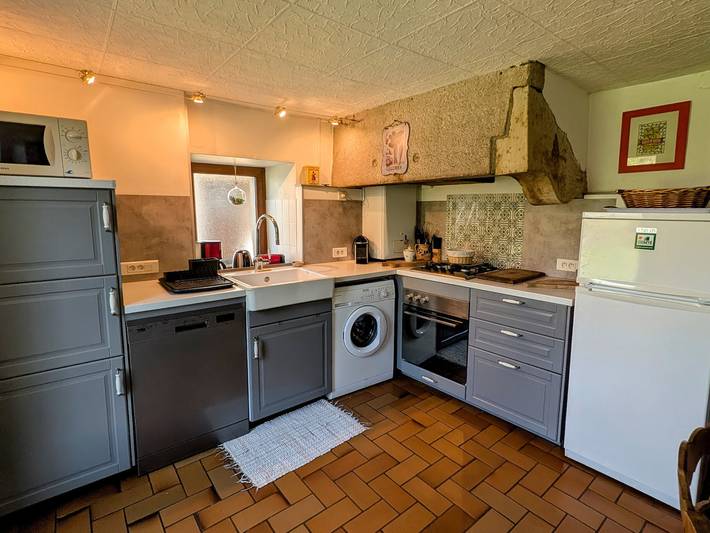 Gîte pour 10 personnes, avec jardin à Saint-Bresson - 3