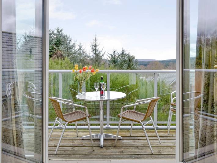 Log cabin for 6 people, with pets in Banchory
