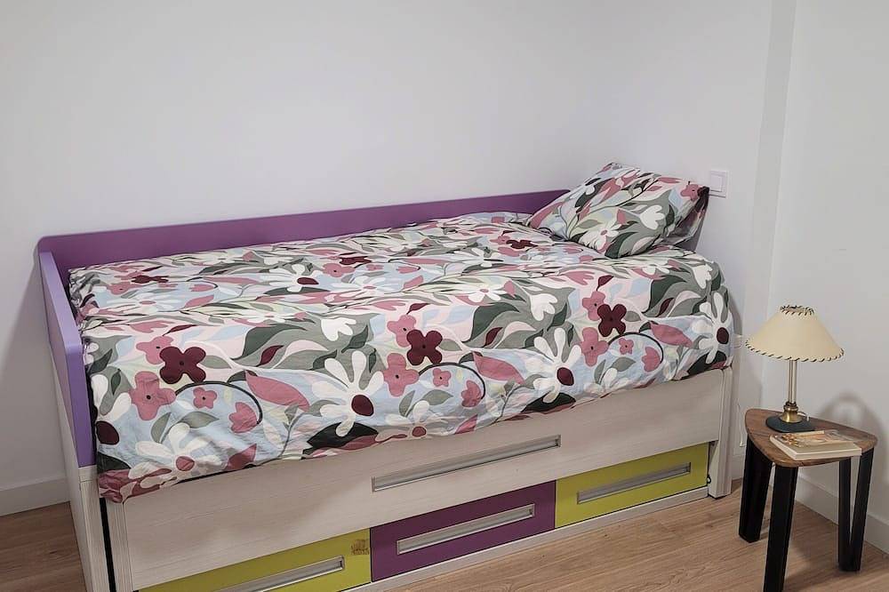 Entire apartment, Two steps away in Burgos, Burgos Province