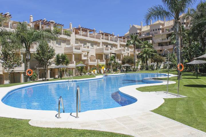 Ferienwohnung für 6 Personen, mit Terrasse und Ausblick sowie Pool in Manilva - 3