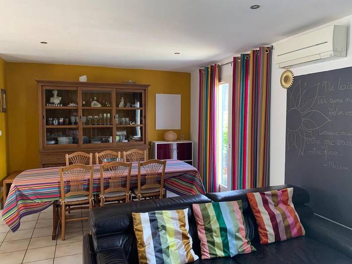 Location de vacances pour 6 personnes, avec terrasse à Garons - 3