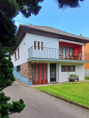 Gîte pour 7 personnes, avec terrasse et jardin à Bœrsch