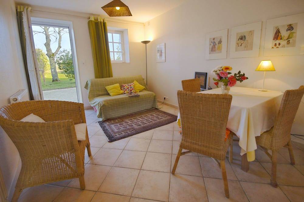 Appartement entier, Le calme et l'espace à Bénodet. Appartement en rez de jardin dans parc 5 ha in Clohars-Fouesnant, Région de Quimper