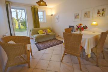 Gîte pour 2 personnes, avec terrasse et jardin à Clohars-Fouesnant