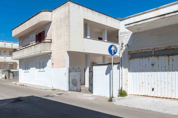 Appartamento 'Villa Mazzini - Cielo' con Terrazza Privata e Aria Condizionata in Terrazza Io Posso, Melendugno