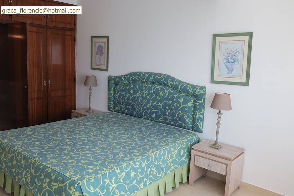 Ganze Wohnung, Herrlicher Blick auf Strand und Fluss, in vorderster Reihe mit Garage T2. 1978 / Al in Praia da Rocha, Portimão