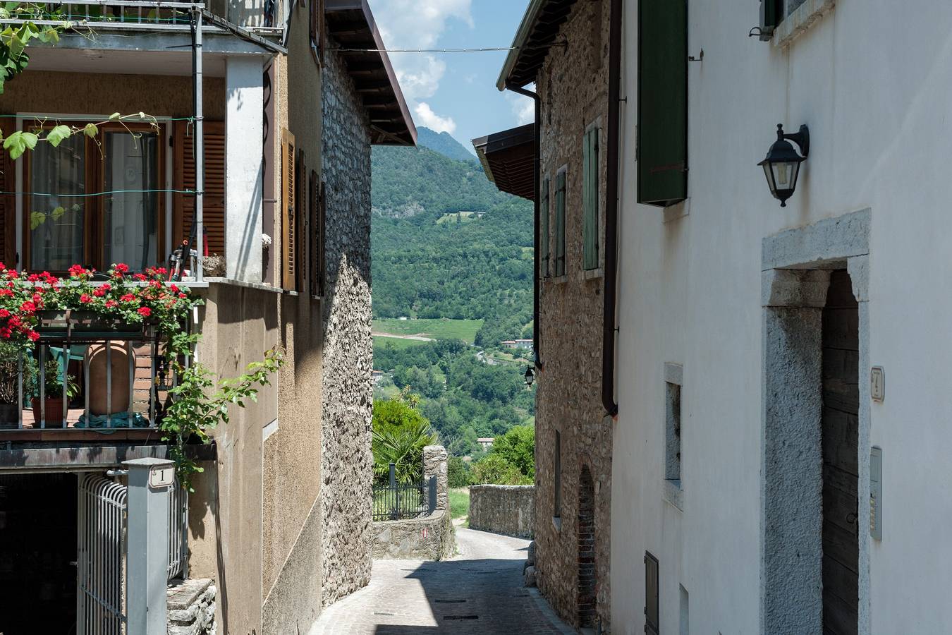 Ganze Wohnung, Hell und komfortabel – Appartamento Aria in Prabione, Tignale
