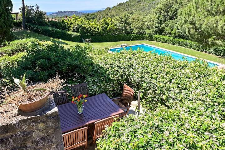 Maison de vacances pour 6 personnes, avec jardin et piscine, animaux acceptés - 1