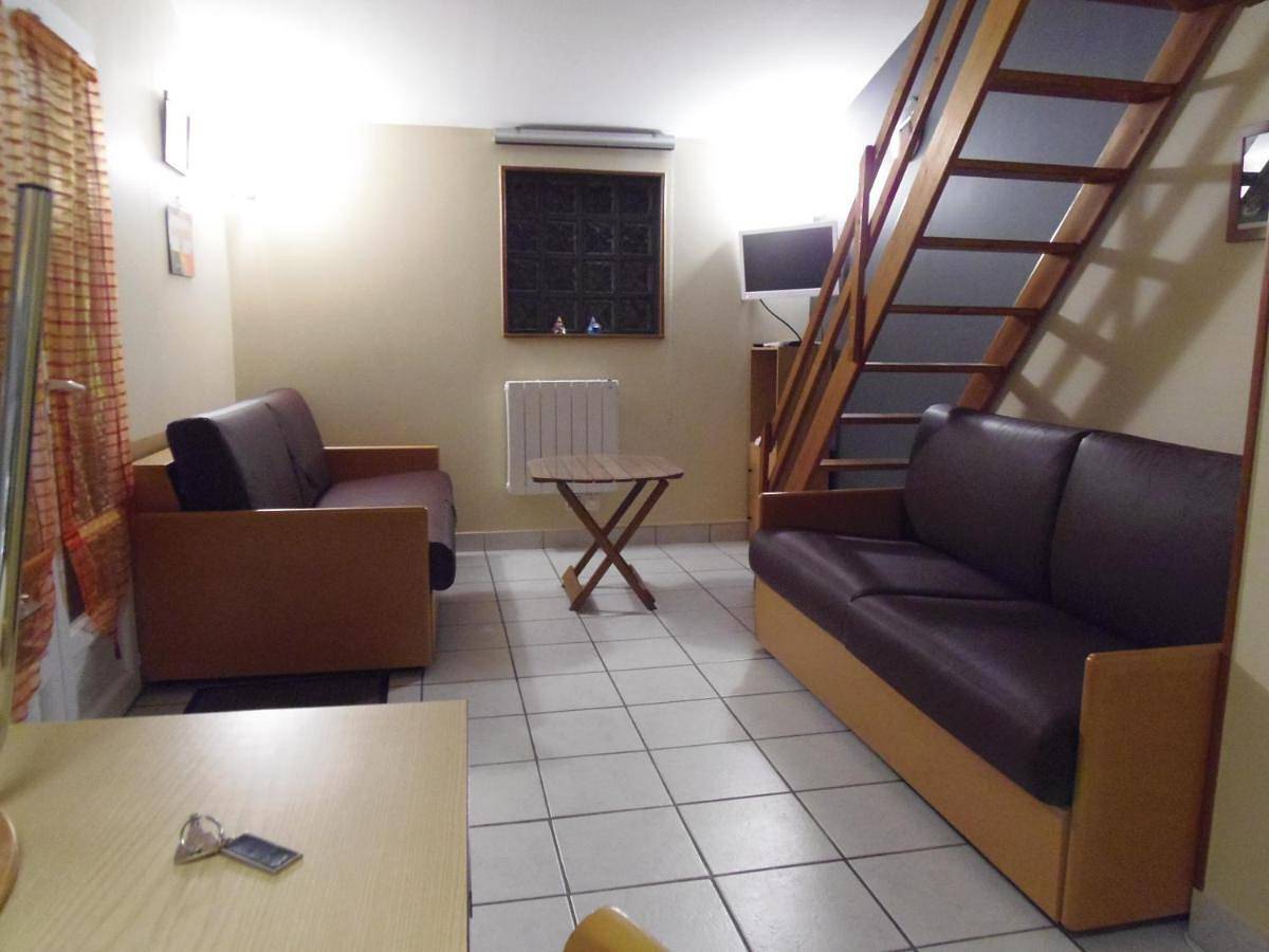 One-Bedroom House in Loire-Authion, Région d'Angers