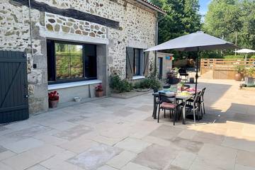 Gîte pour 6 personnes, avec jardin à Berneuil (Bellac)