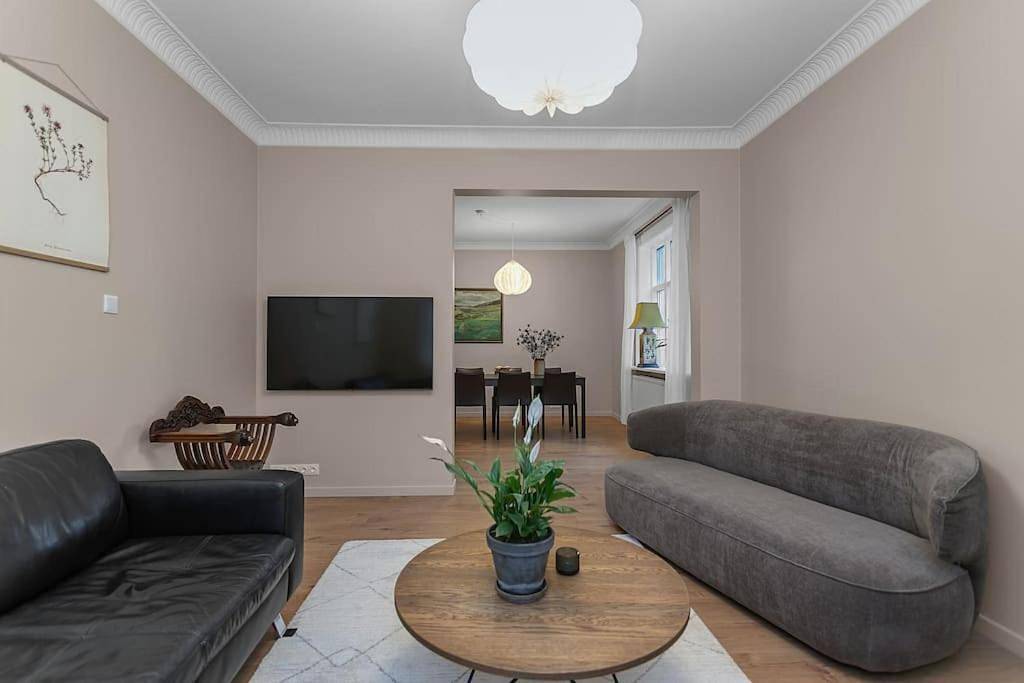 Six-Bedroom House in Reykjavik, IJsland