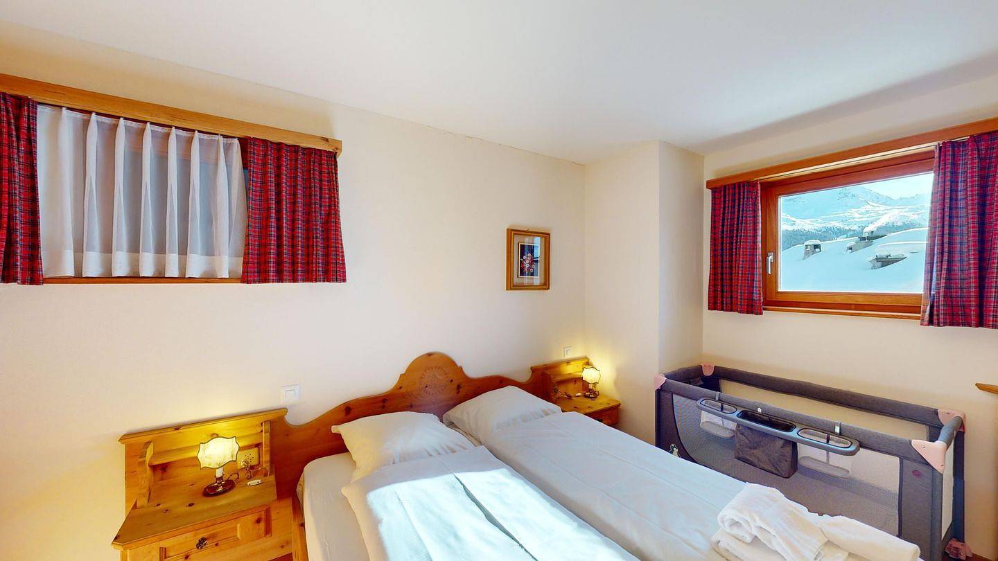 Ganze Wohnung, Apartment Ambretta Og - Geräumige Wohnung in Champfèr in Silvaplana, Sankt Moritz