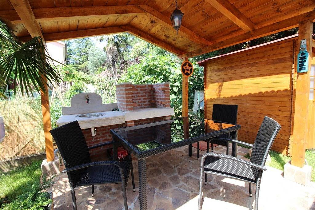 Ganze Wohnung, 2-Zimmer-Ferienwohnung mit Terrasse Umag A-25114-a in Umag, Umag und Umgebung
