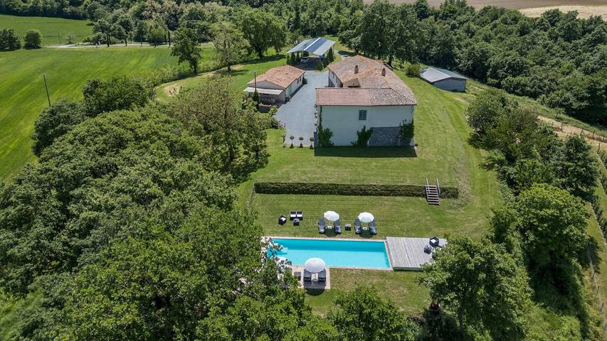 Casa vacanza per 12 persone, con Terrazza e Giardino a Acquapendente