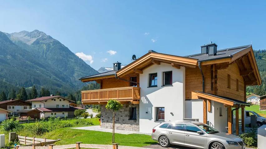 Ferienhaus für 24 Personen, mit Garten und Sauna