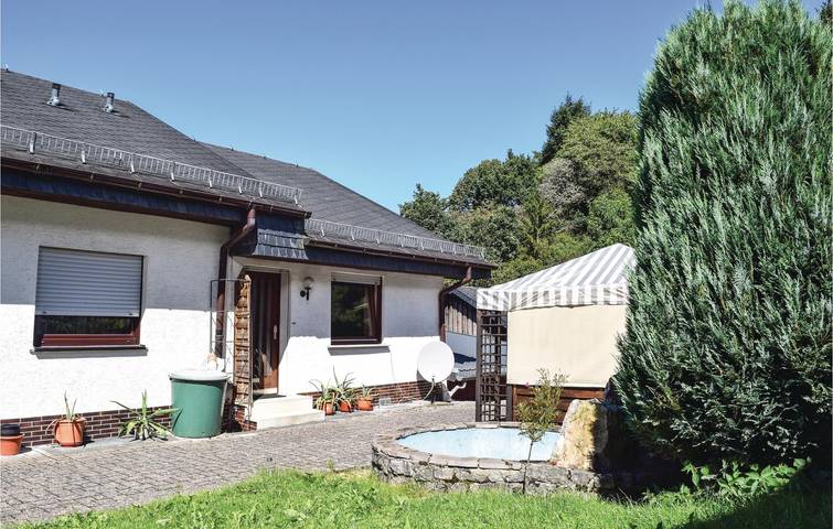 Ferienhaus für 4 Personen, mit Terrasse in Prüm