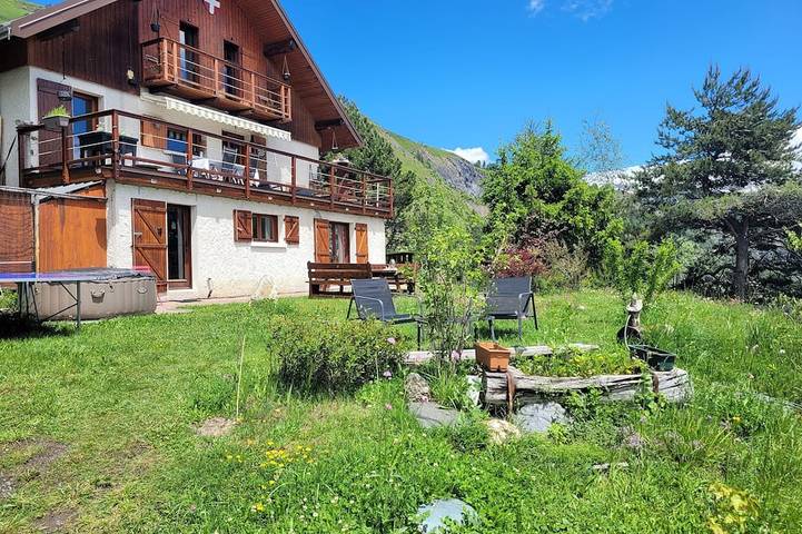 Gîte pour 4 personnes, avec jardin à Jarrier