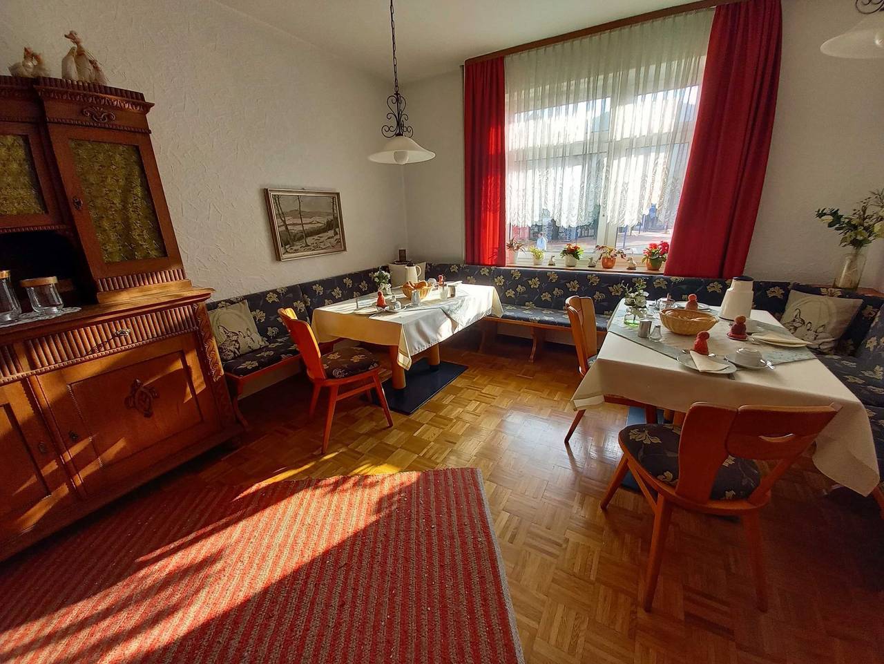 Ganze Ferienwohnung, Pension Bitter - Fewo in Reinhardshausen, Bad Wildungen