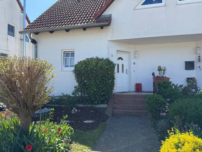 Ferienhaus für 6 Personen, mit Terrasse und Garten sowie Seeblick und Ausblick in Canow