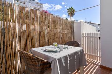 Apartahotel para 5 Personas en Nerja, Costa del Sol, Foto 2