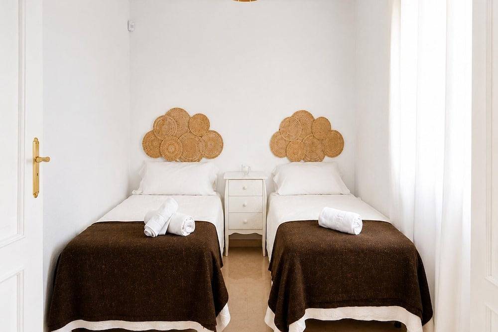 Modernes Bungalow 20m vom Strand mit Klimaanlage und Wlan in Saladillo Benamara, Estepona