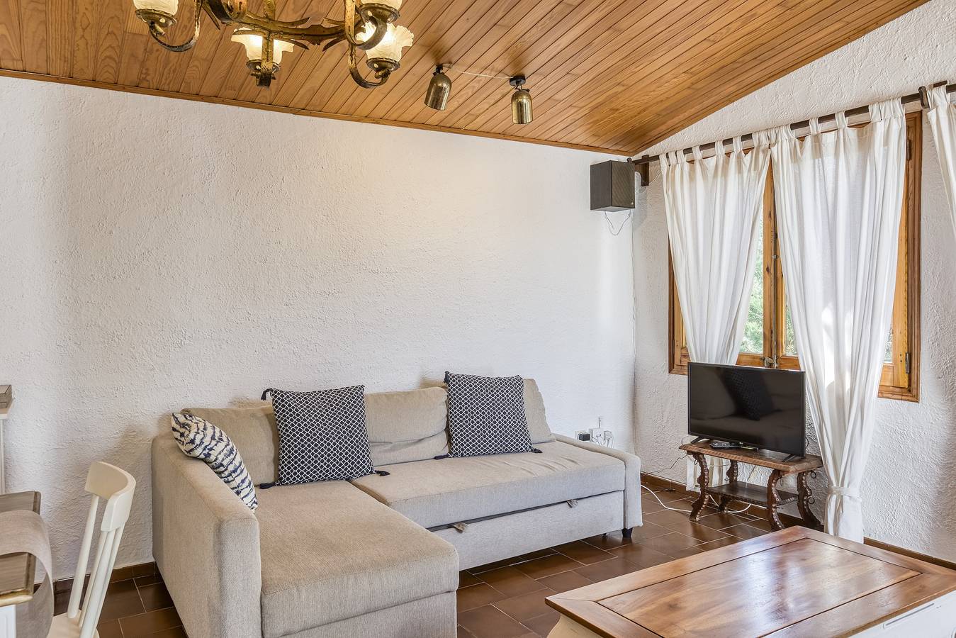 Ferienhaus 'Casa Diana En Montgó' mit Bergblick, privater Terrasse und Wlan in Punta Montgo, l'Escala