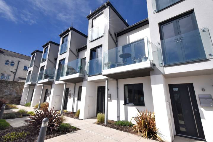 Cottage for 6 people, with Balcony and Garden in Seaton