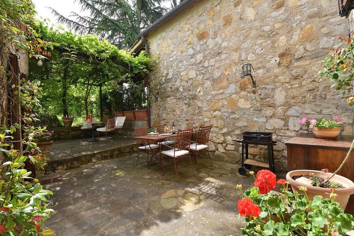 Gîte pour 4 personnes, avec terrasse et piscine, animaux acceptés dans San Sano - 3