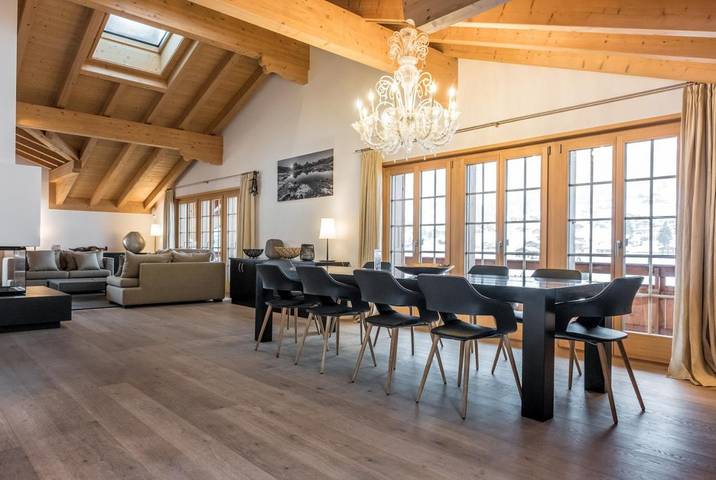 Ferienwohnung für 12 Personen, mit Balkon und Terrasse sowie Garten und Sauna