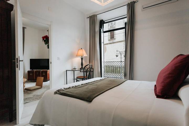 Apartamento para 5 personas, con Balcón además de Terraza y Vistas en Badajoz