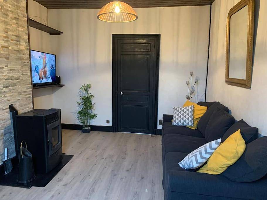 Six-Bedroom House in Pionsat, Puy-de-Dôme