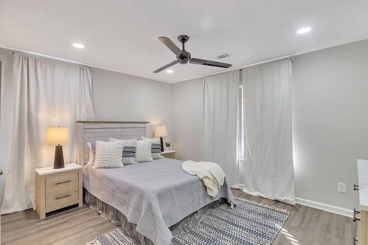 Villa for 4 people, with balcony and yard, with pets in Georgia