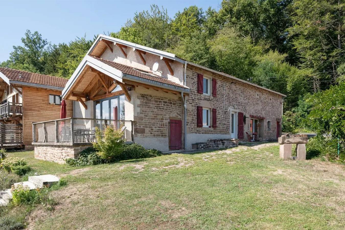 Maison de vacances 'Piscine Spa Et Sauna Privé' avec vue sur lac, piscine privée et Wi-Fi in Uzemain, Région d'Épinal