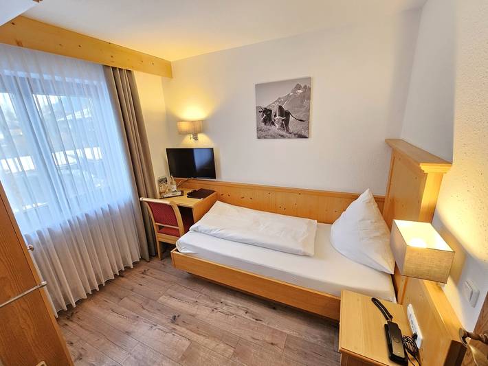 Hôtel, avec Jardin ainsi que Piscine et Sauna
