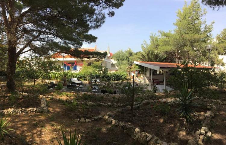 Hotel für 3 Personen, mit Ausblick und Garten - 1