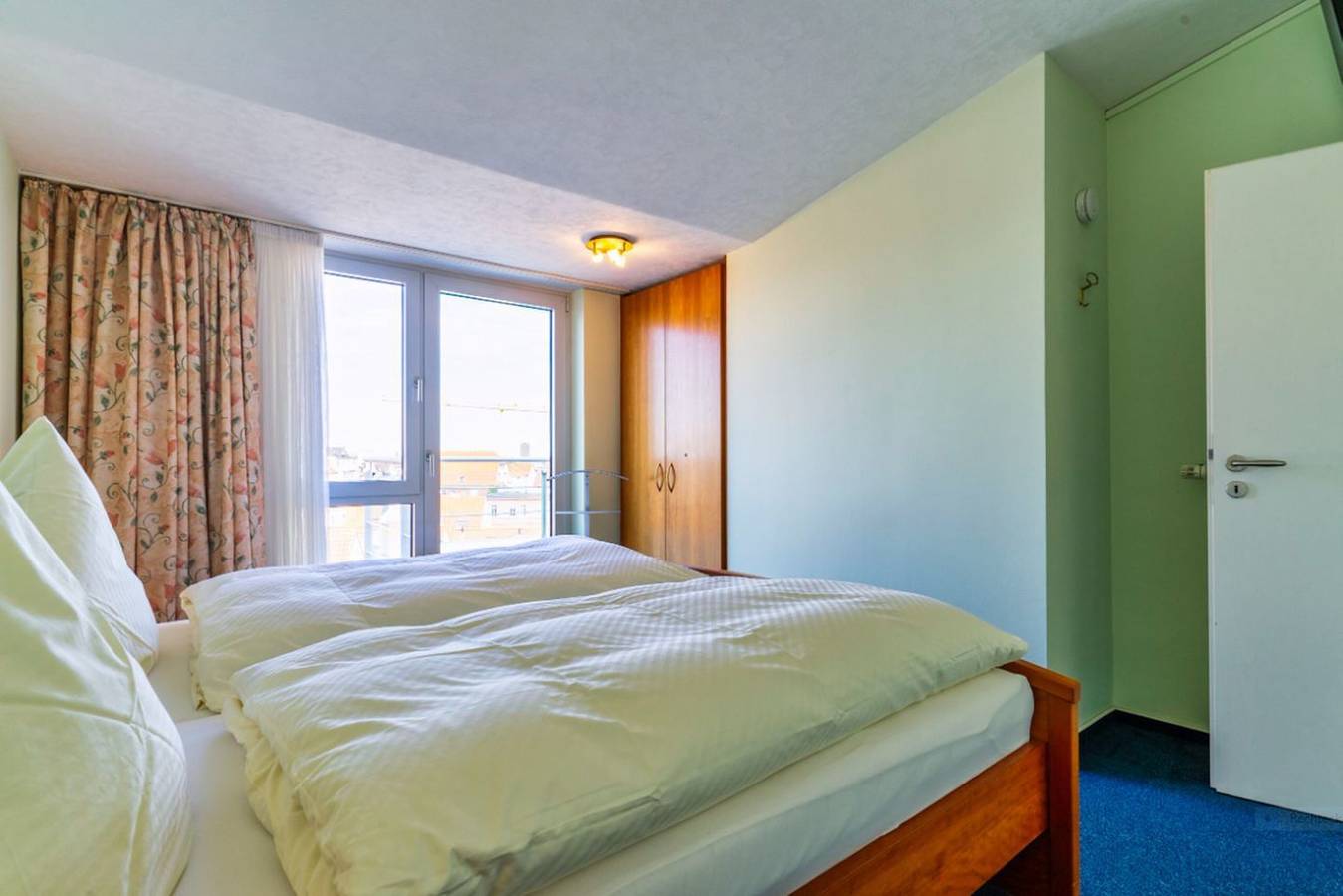 Ganze Wohnung, Wohnen mit Meerblick in der Panoramawohnung, direkt am Strand, zentral gelegen in Norderney Weststrand, Norderney