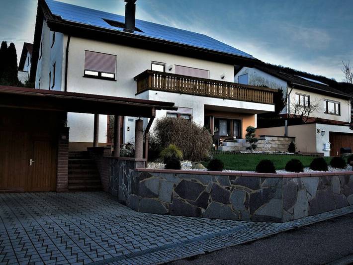 Ferienhaus für 2 Personen, mit Terrasse in Dettingen an der Erms